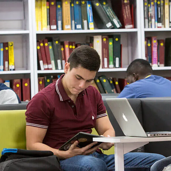 Un país educado es un país que tiene posibilidades de salir de la pobreza