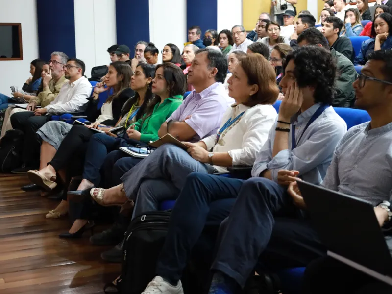 PlaSa Colombia revela que el 61.78% de los hogares caleños no pueden acceder a una dieta saludable