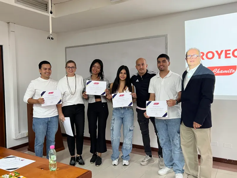 Estudiantes de Mercadeo presentaron propuestas innovadoras a empresarios de la ciudad