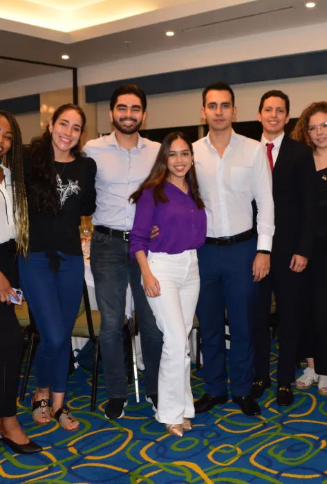 Alianzas entre Javerianos: Encuentro de Egresados de la Carrera de Economía Alianzas entre Javerianos: Encuentro de Egresados de la Carrera de Economía