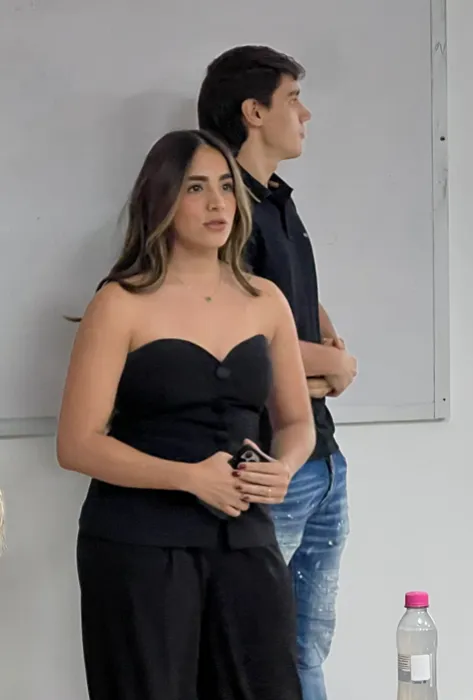 Estudiantes de Mercadeo presentaron propuestas innovadoras a 6 empresarios de la ciudad Estudiantes de Mercadeo presentaron propuestas innovadoras a 6 empresarios de la ciudad